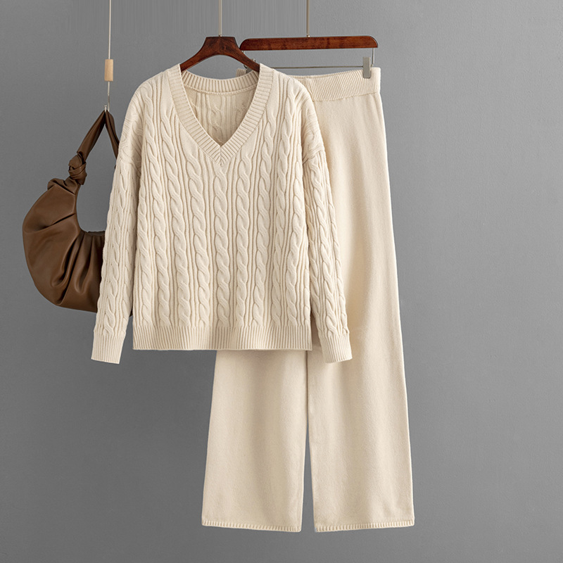 Cravat · NW 01-12 — Cashmere Lounge Set