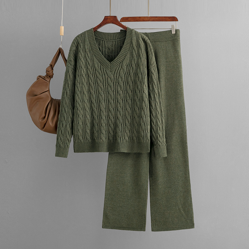 Cravat · NW 01-12 — Cashmere Lounge Set