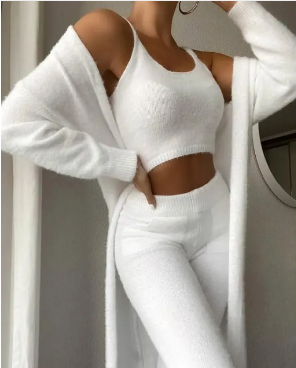 Hearth — Three-Piece Knit Lounge Set