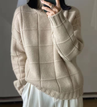 Newhaven · NW KT-19 — Women's Thick Knitted Wool Sweater