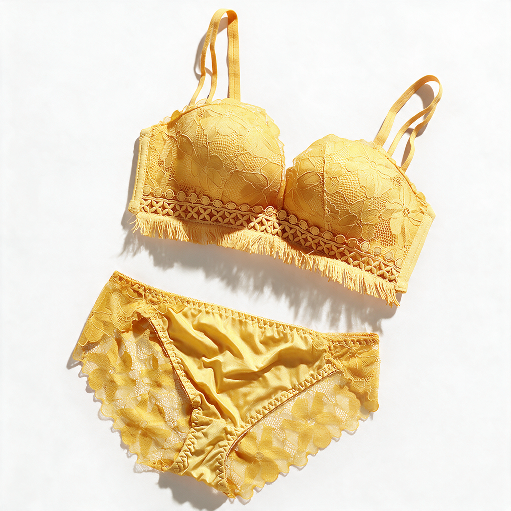 Boudoir NW IN-C04 floral lace wireless set, Gold, on white