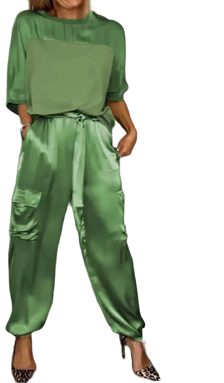 Noir NW IN-C12 satin two-piece set, green, on white